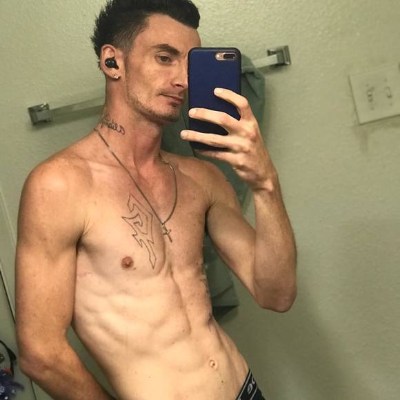 Meet your Posher, Mario - Picture 1 of 1